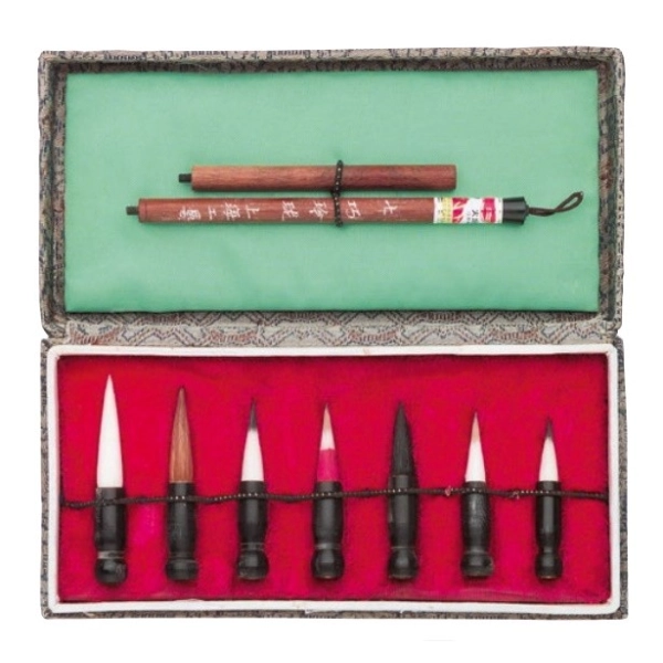 SET 7 PINCELES ORIENTALES Y MANGO
